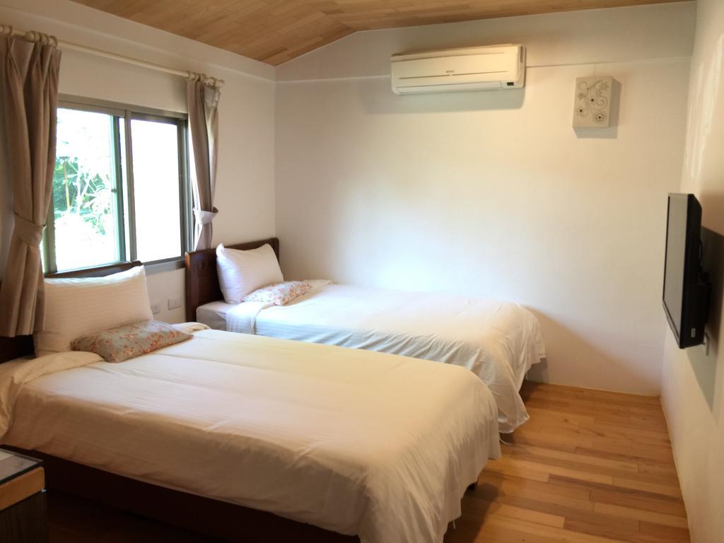 Hou Shan Ren Jia B&B Луйе Екстериор снимка